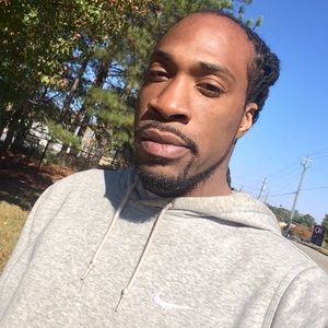 Meet your Posher, Deangelo